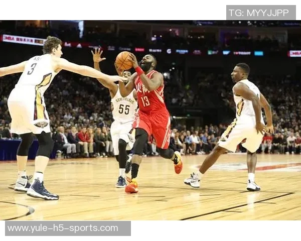 双塔组合强势出击火箭对决鹈鹕先发阵容解析